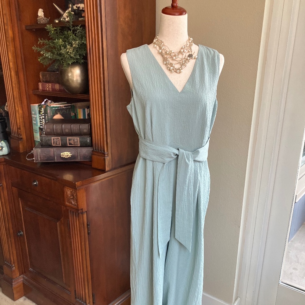 Calvin Klein Jumpsuit Crepe Material  - Mint Green/Belt - Zipper Back  -…
